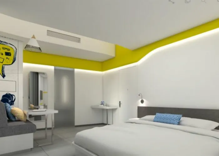 Yello Beachwalk Bali