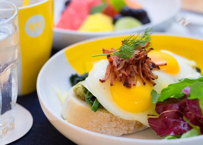 Yello Beachwalk Bali クタ