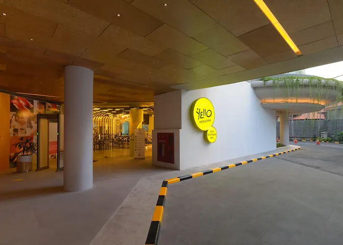 Yello Beachwalk Bali فندق كوتا