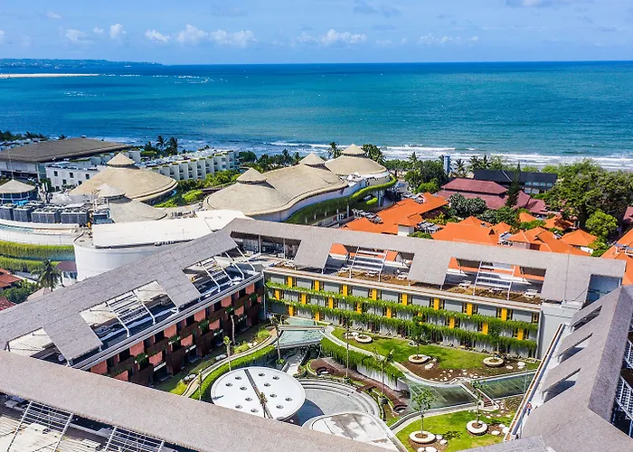 Yello Beachwalk Bali ホテル