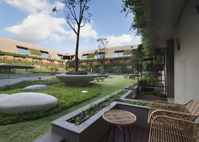فندق Yello Beachwalk Bali