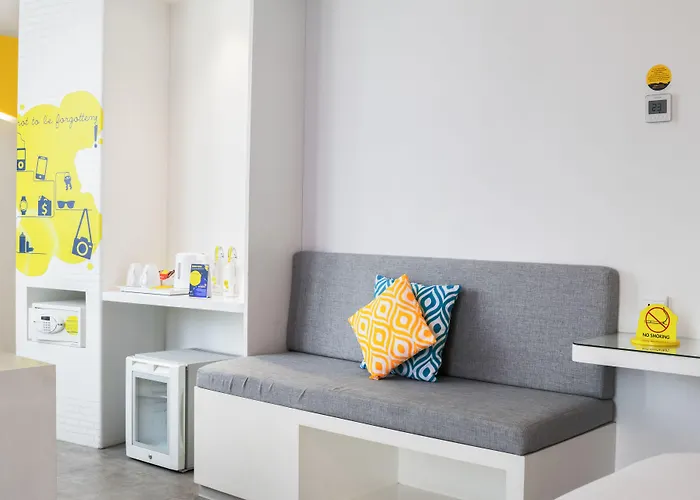 Yello Beachwalk Bali ホテル 3*